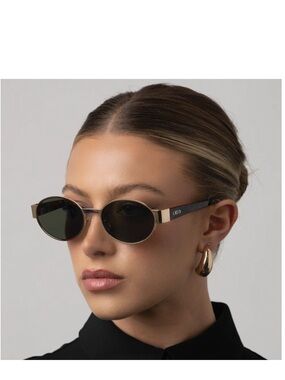 Otra Black & Gold Round Sunglasses for Women
